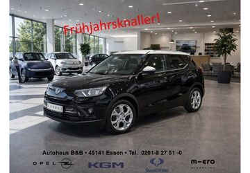 SsangYong Tivoli 64.500 km 11.990 &euro; Essen 45141