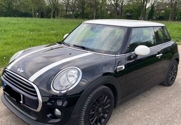 Mini Cooper D 143.000 km 9.900 &euro; Duisburg 47239