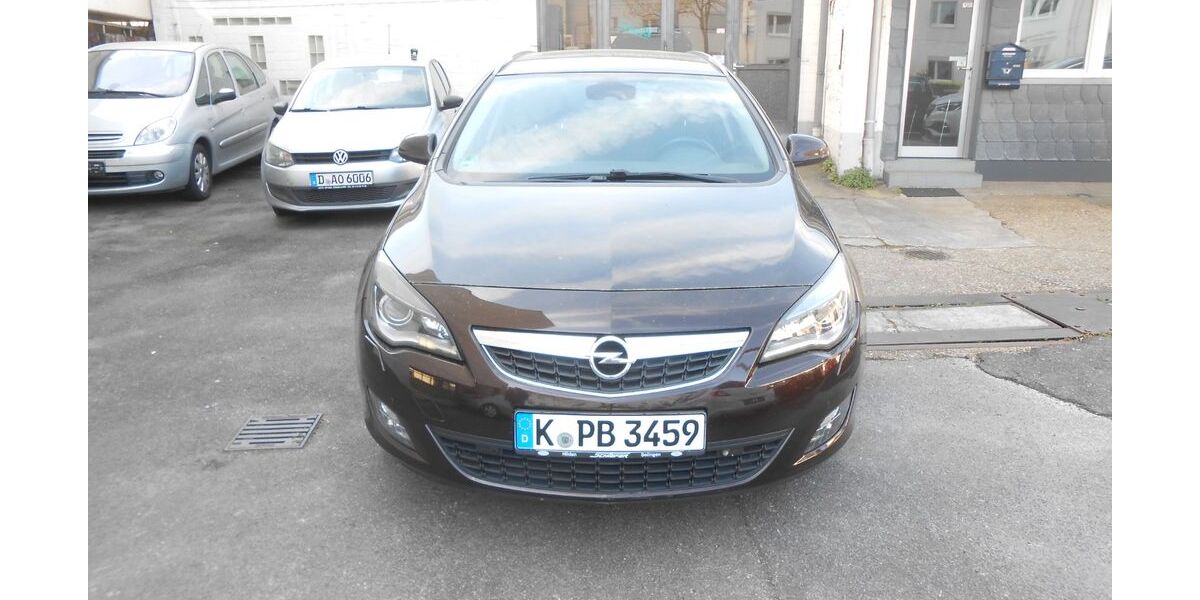 Opel Astra 200.000 km 4.750 &euro; Düsseldorf 40625