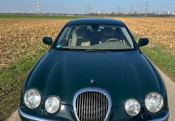 Jaguar S-Type 141.100 km 4.500 &euro; Düsseldorf 40489