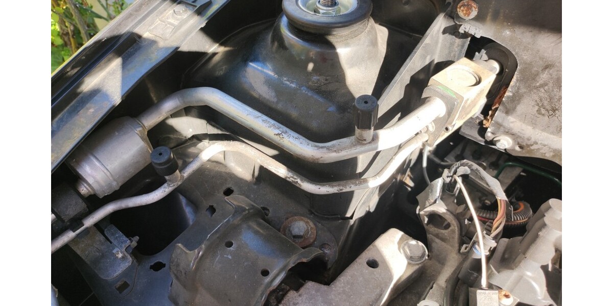 Renault Clio 122.280 km 1.650 &euro; Solingen 42651