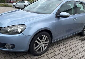 VW Golf 214.000 km 3.400 &euro; Neuss 41466