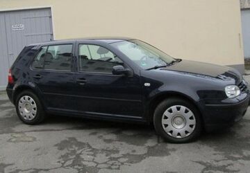 VW Golf 158.700 km 3.790 &euro; Duisburg 47057