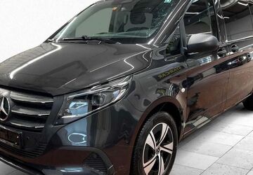 Mercedes-Benz Vito 18.100 km 51.999 &euro; Meerbusch 40668