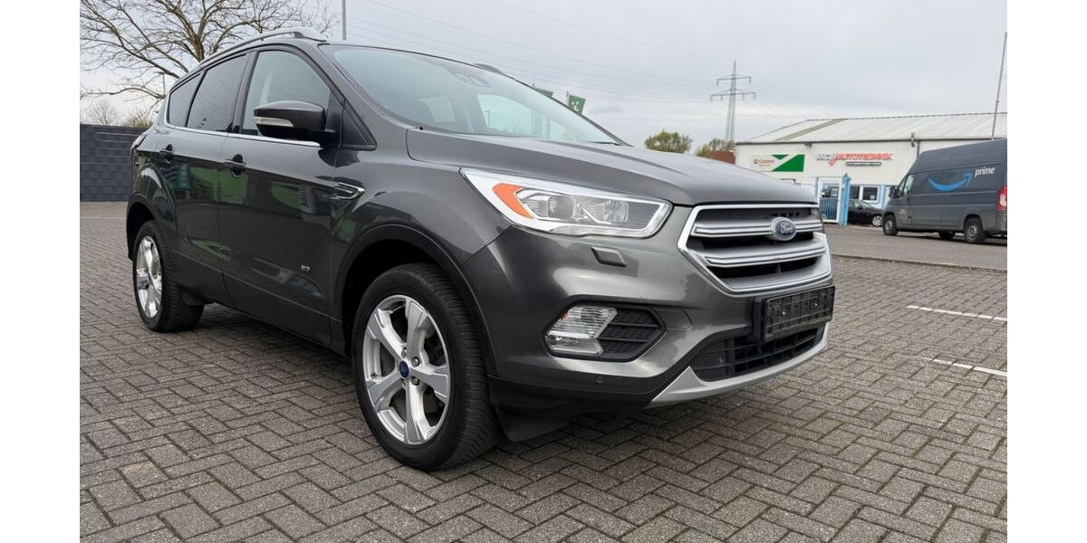 Ford Kuga 140.000 km 12.950 &euro; Neuss 41462