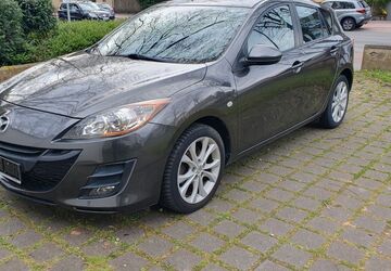 Mazda 3 74.700 km 7.150 &euro; Duisburg 47249