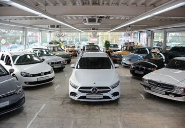 Mercedes-Benz A 180 285.000 km 14.490 &euro; Essen 45356