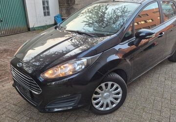 Ford Fiesta 75.800 km 4.990 &euro; GELSENKIRCHEN 45891