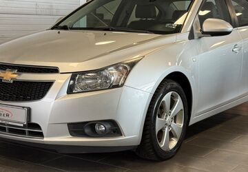 Chevrolet Cruze 83.000 km 8.890 &euro; Dormagen 41540