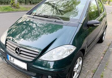 Mercedes-Benz A 180 176.000 km 1.750 &euro; Essen 45133