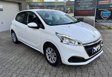 Peugeot 208 124.000 km 4.980 &euro; Solingen 42699