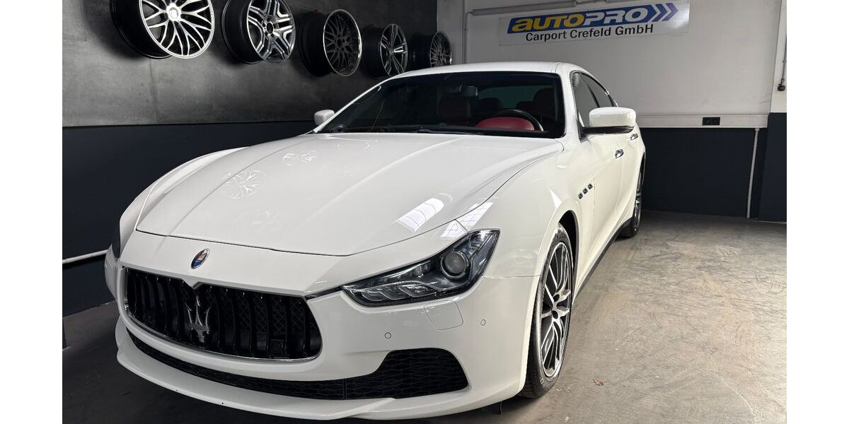 Maserati Ghibli 120.044 km 26.490 &euro; Krefeld 47800
