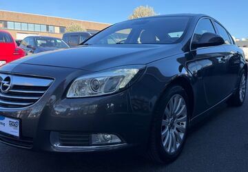 Opel Insignia 175.517 km 5.990 &euro; Düsseldorf 40233
