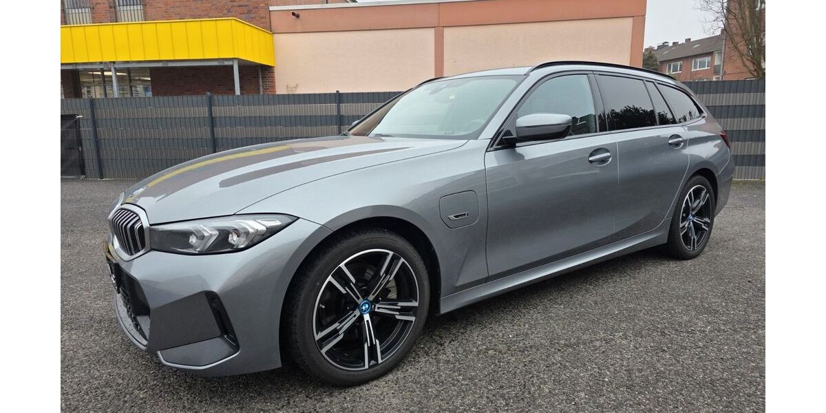 BMW 320 156.150 km 24.599 &euro; Neuss 41462