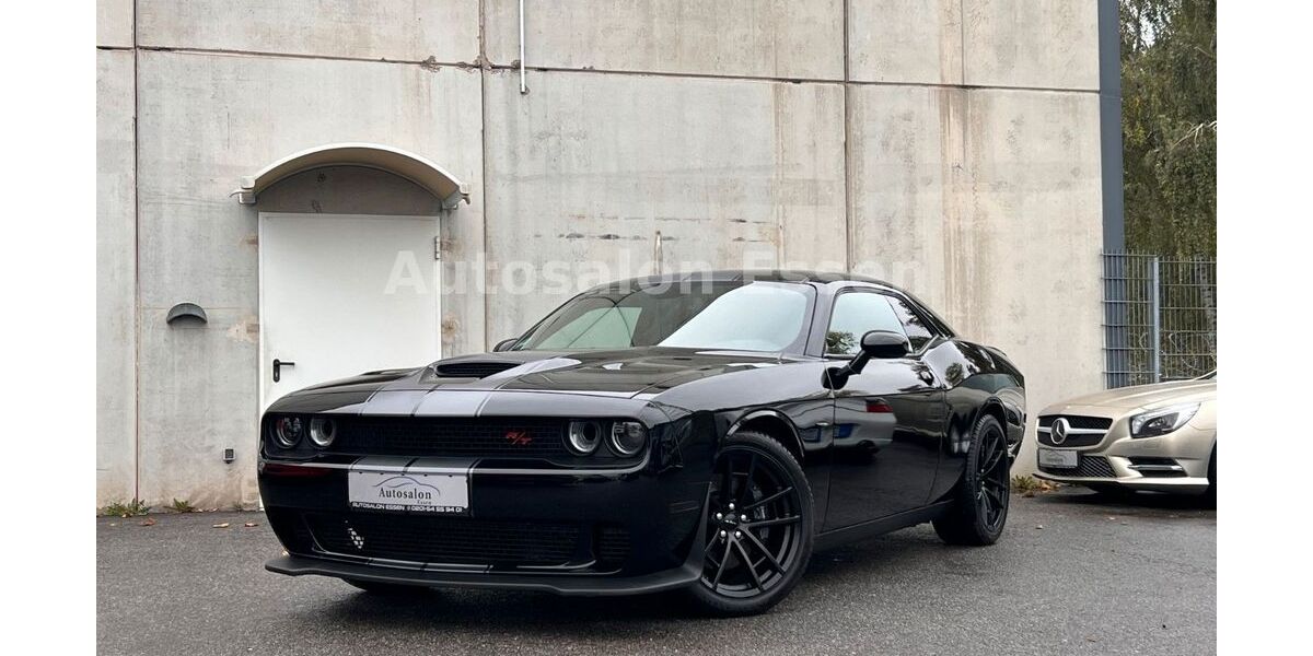 Dodge Challenger 7.214 km 42.950 &euro; Essen 45141