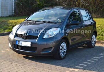 Toyota Yaris 170.000 km 2.490 &euro; Solingen 42659