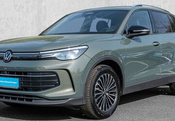VW Tiguan 24.717 km 34.950 &euro; Meerbusch 40670