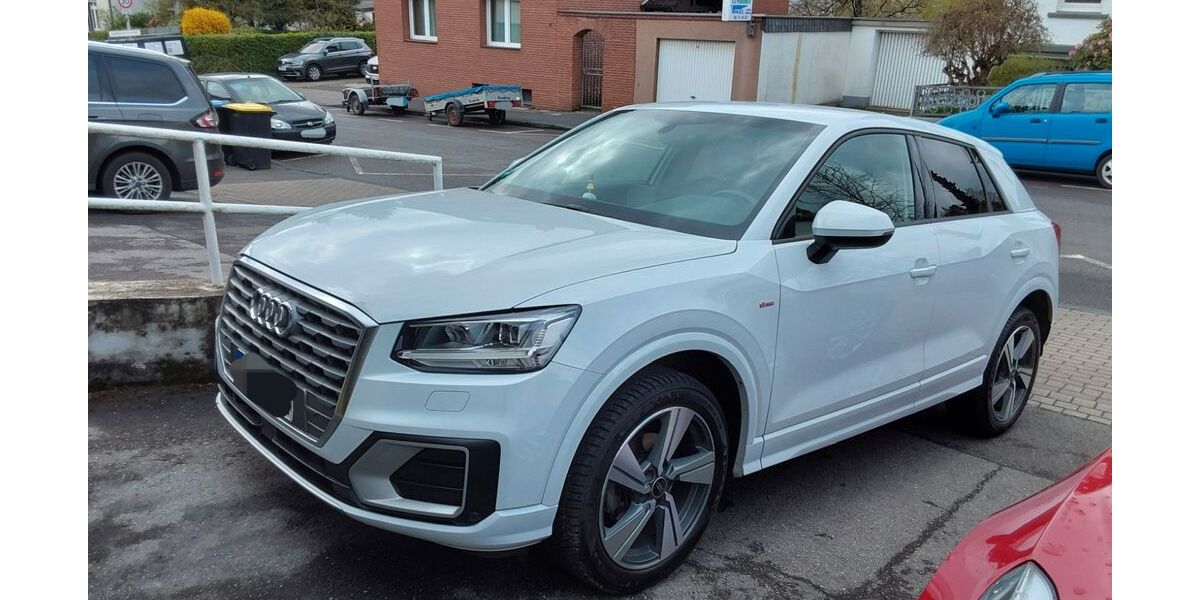 Audi Q2 44.711 km 22.999 &euro; Solingen 42719