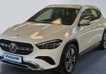 Mercedes-Benz GLA 180 15.264 km 35.990 &euro; Neuss 41464
