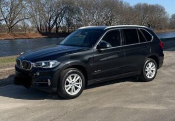 BMW X5 98.000 km 25.490 &euro; Mülheim an der Ruhr 45475