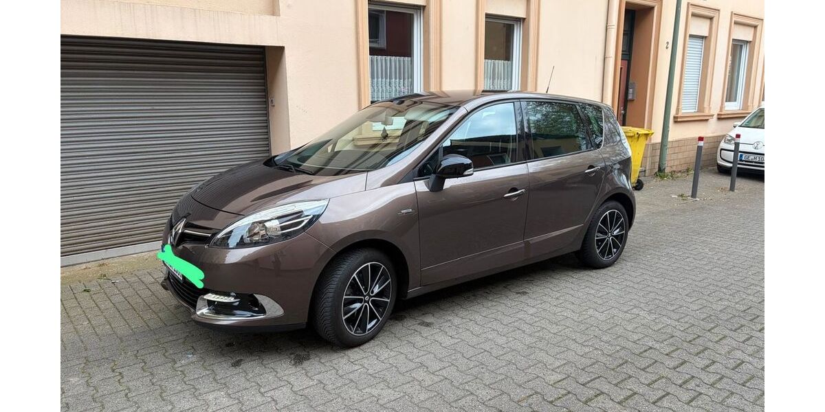 Renault Scenic 143.831 km 4.300 &euro; Gelsenkirchen 45886