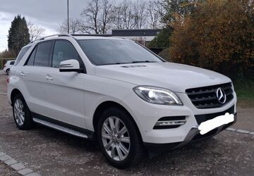 Mercedes-Benz ML 250 201.000 km 14.500 &euro; Remscheid 42857