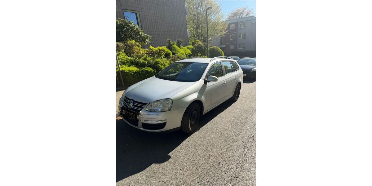 VW Golf 124.000 km 4.790 &euro; Wuppertal 42115