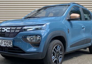 Dacia Spring 14.500 km 12.490 &euro; Duisburg 47059