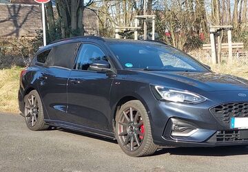 Ford Focus 69.000 km 21.500 &euro; Wuppertal 42287