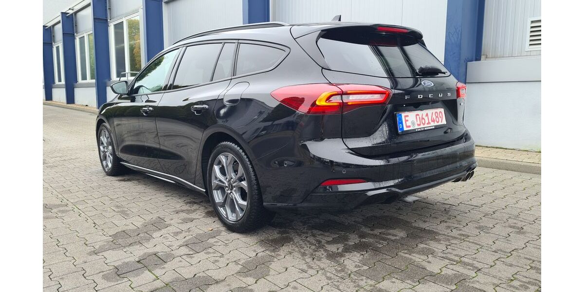 Ford Focus 21.800 km 18.999 &euro; Essen 45276