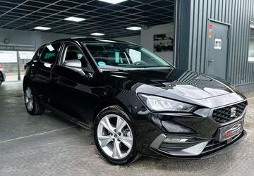 Seat Leon 28.000 km 24.999 &euro; Essen 45356