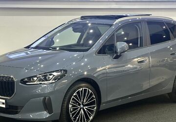 BMW 218 Active Tourer 41.198 km 28.350 &euro; Krefeld 47799