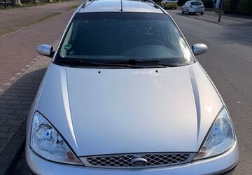 Ford Focus 202.696 km 2.350 &euro; Düsseldorfe 40223