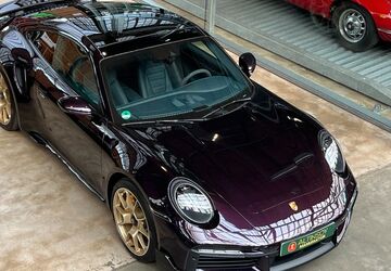 Porsche 992 2.100 km 279.000 &euro; Düsseldorf 40591