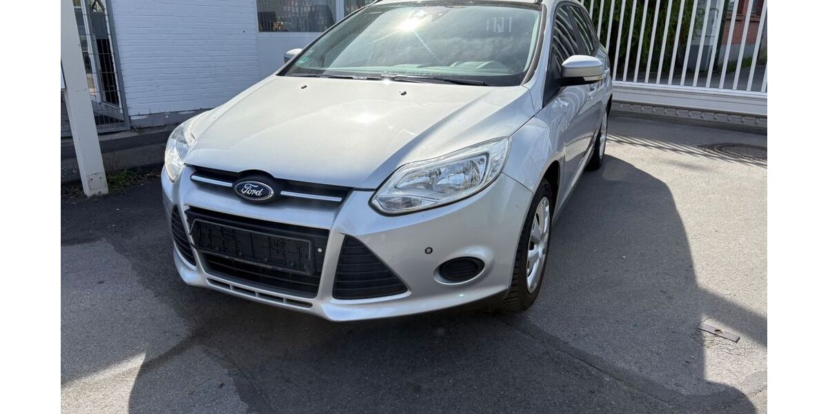 Ford Focus 150.000 km 4.700 &euro; Hilden 40721