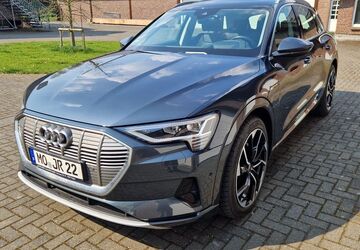 Audi e-tron 72.000 km 30.900 &euro; Moers 47445