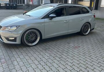 Seat Leon 182.800 km 9.000 &euro; Essen 45147